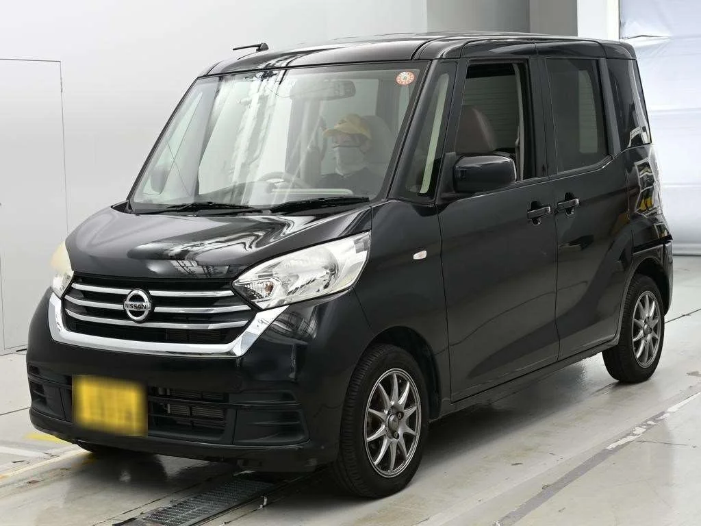 Nissan Dayz Roox B21A 2018